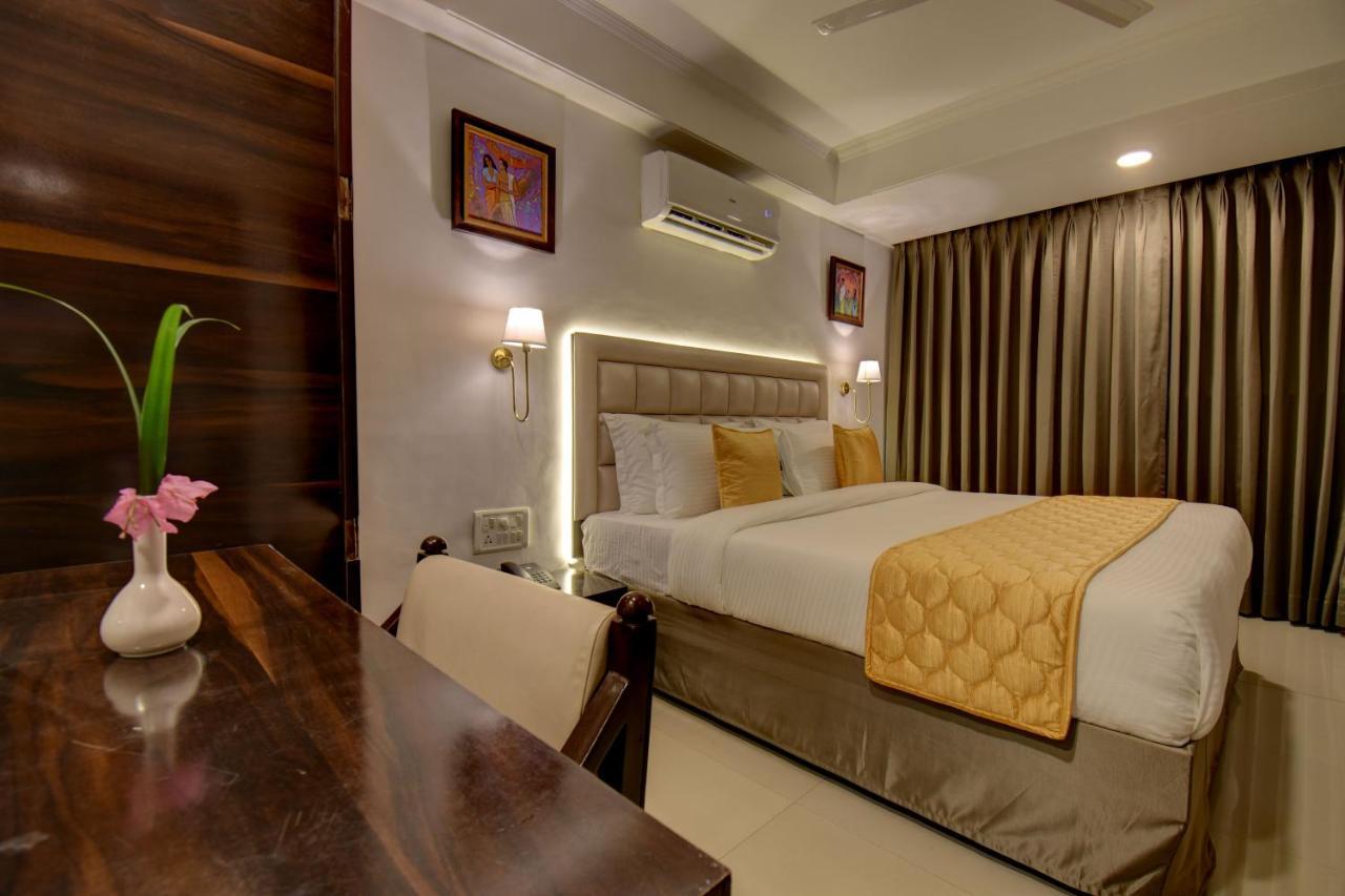 Elite Hotel لونافالا المظهر الخارجي الصورة